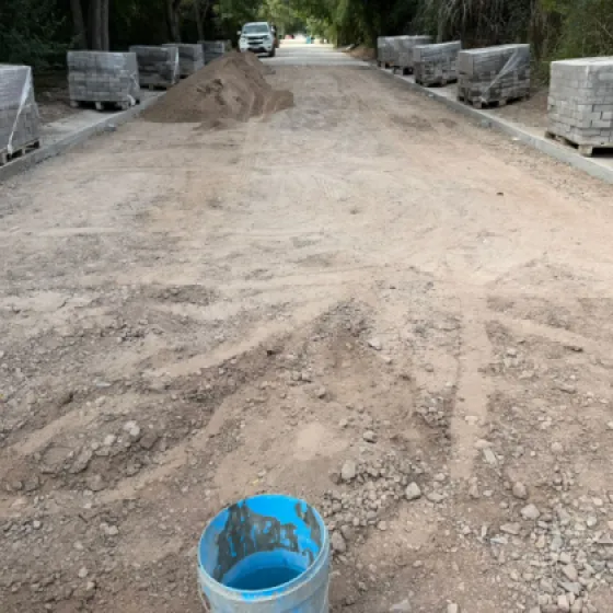 Ejecución de adoquín y cordón cunetas