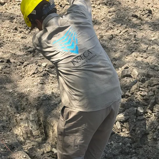 Red de agua y construcción de 2 cisternas de hormigón armado