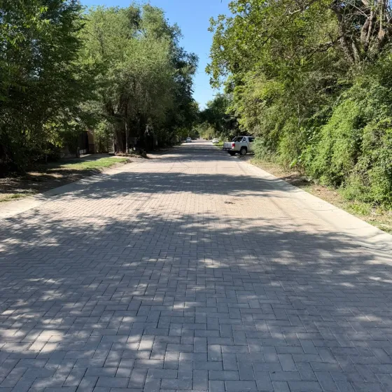 Ejecución de adoquín y cordón cunetas